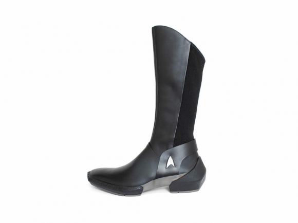 John Fluevog Starfleet - Black | John Fluevog x Star Trek: Strange New Worlds™