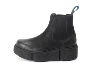 John Fluevog Piccolomini - Black | Platform Chelsea Boots