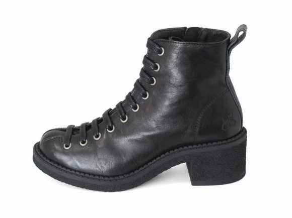 John Fluevog Wanderer - Black | Lace-Up Ankle Boots