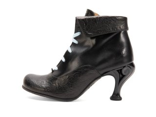 John Fluevog Quasar - Black | Fold-Over Lace-Up Ankle Boots