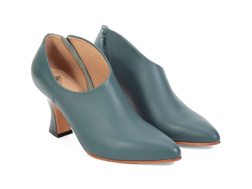 John Fluevog Edie - Evergreen | Sexy Asymmetrical Leather Pumps