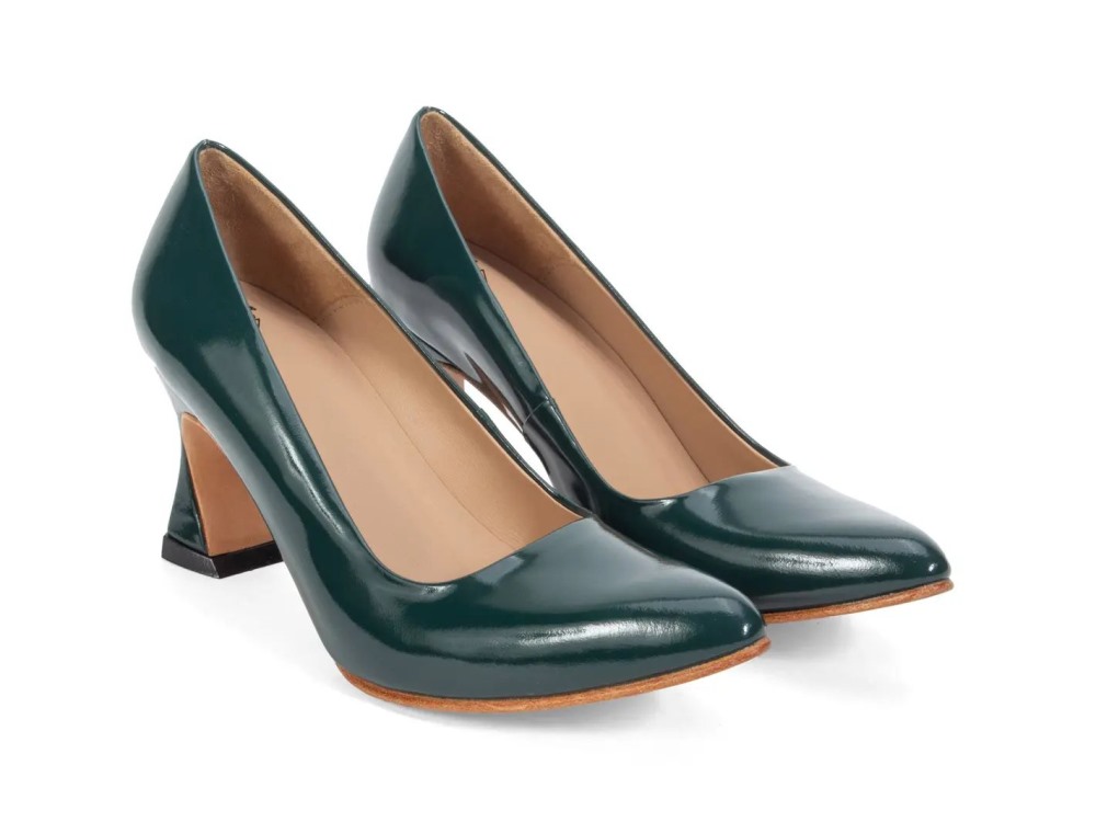 John Fluevog Desmond - Evergreen Patent | Angular Mid Heel Pumps