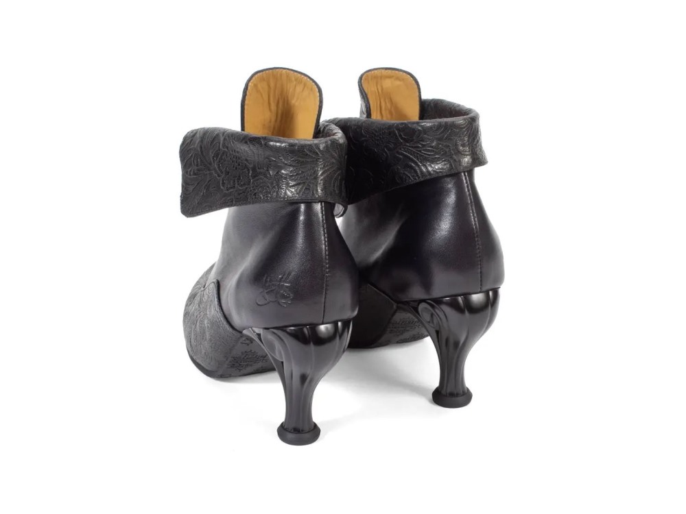 John Fluevog Quasar - Black | Fold-Over Lace-Up Ankle Boots