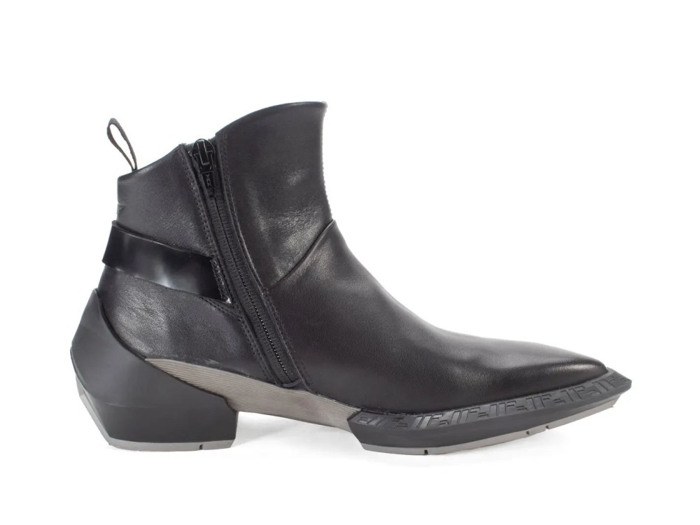 John Fluevog Cadet - Black | John Fluevog x Star Trek: Strange New Worlds™