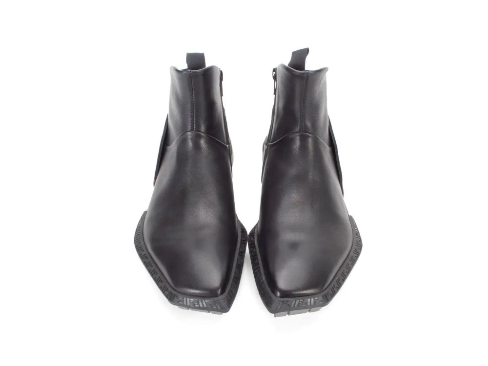 John Fluevog Cadet - Black | John Fluevog x Star Trek: Strange New Worlds™